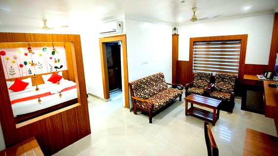 Suite AC Room